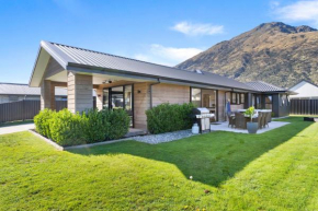Wanderlust - Queenstown Holiday Home